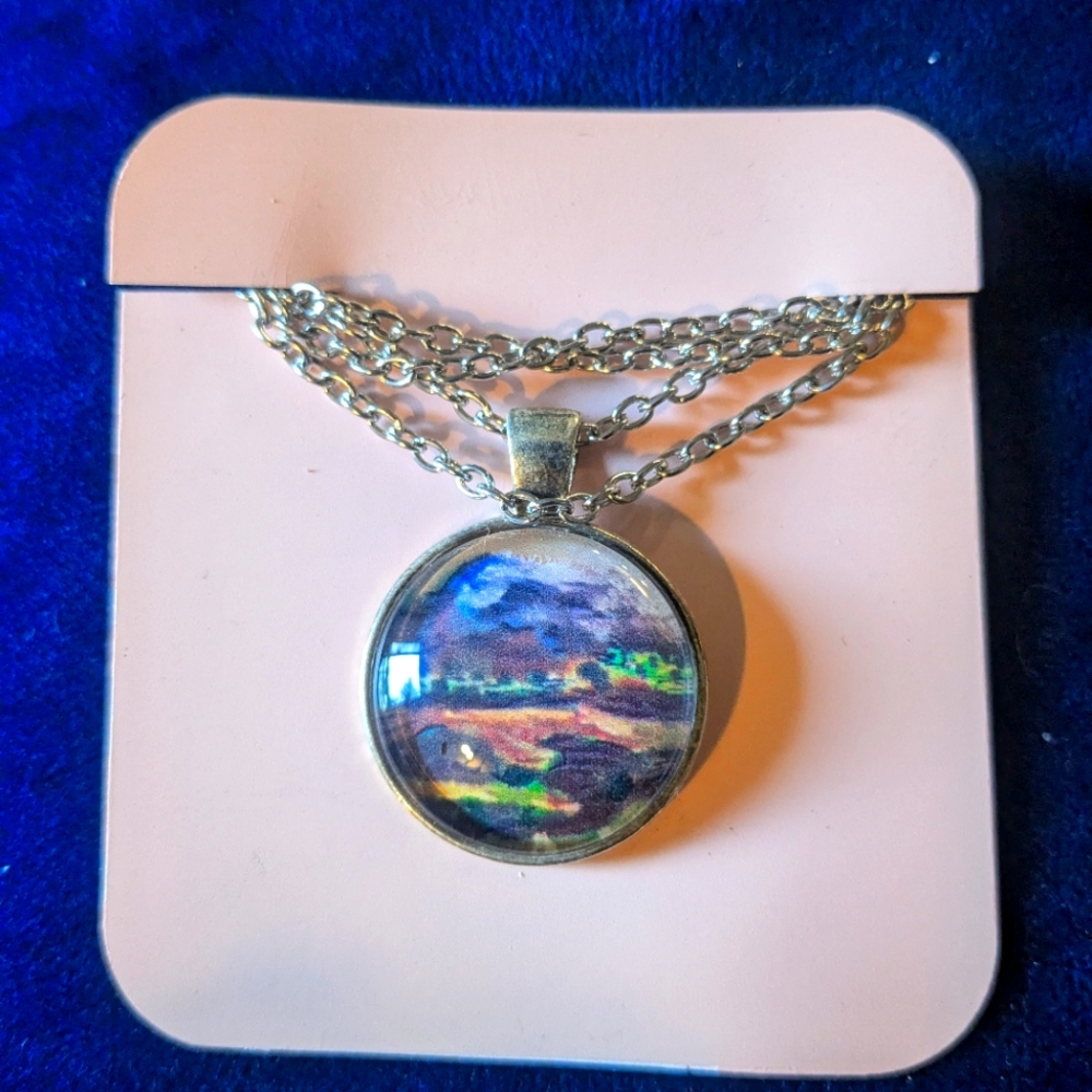 Mountain cabochon necklace